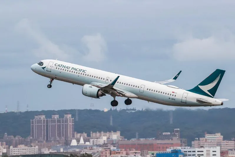 油價飆漲撐不住 國泰航空宣布5月中旬起減2%客運航班